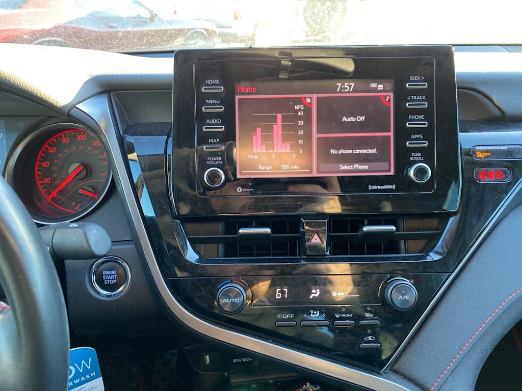 Thumbnail: 2022 Toyota Camry - 9