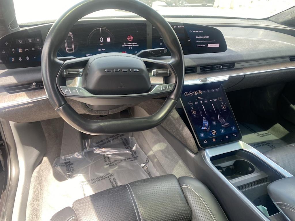 Thumbnail: 2022 Lucid Air - 2