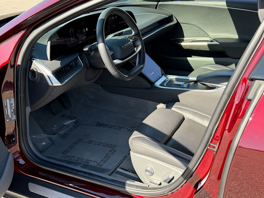 Thumbnail: 2023 Lucid Air - 20