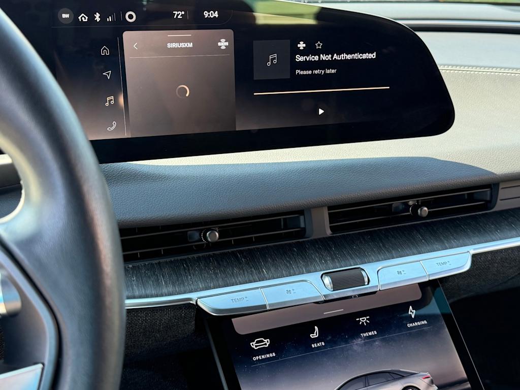 Thumbnail: 2023 Lucid Air - 25