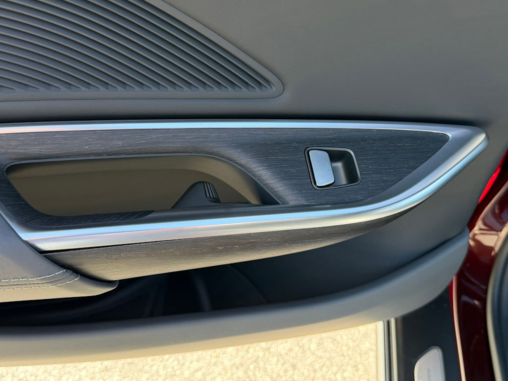 Thumbnail: 2023 Lucid Air - 26