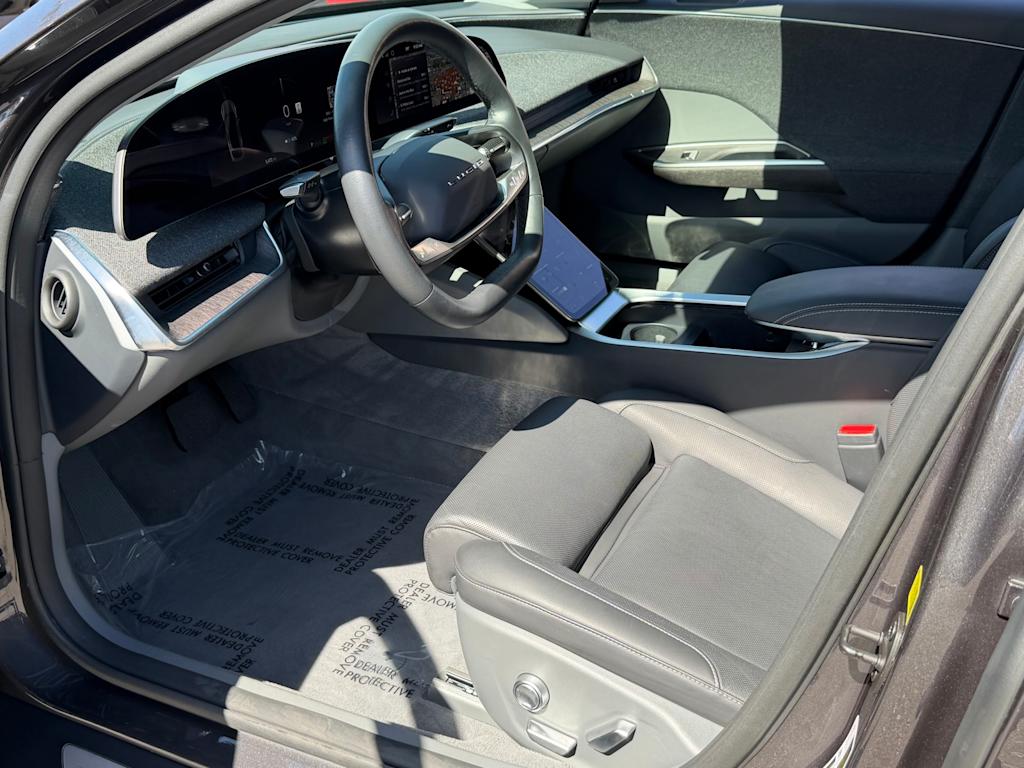 Thumbnail: 2025 Lucid Air - 8