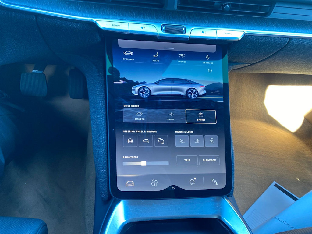 Thumbnail: 2024 Lucid Air - 15