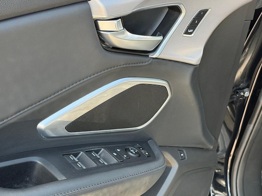 Thumbnail: 2023 Acura RDX - 22