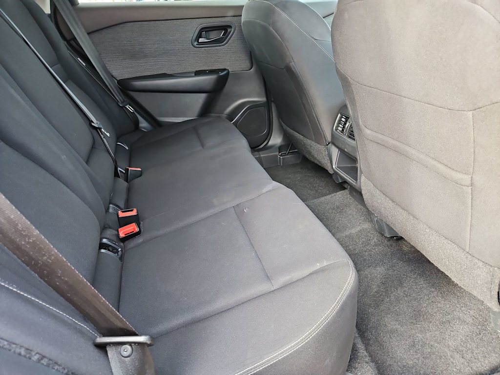 Thumbnail: 2023 Nissan Rogue - 26