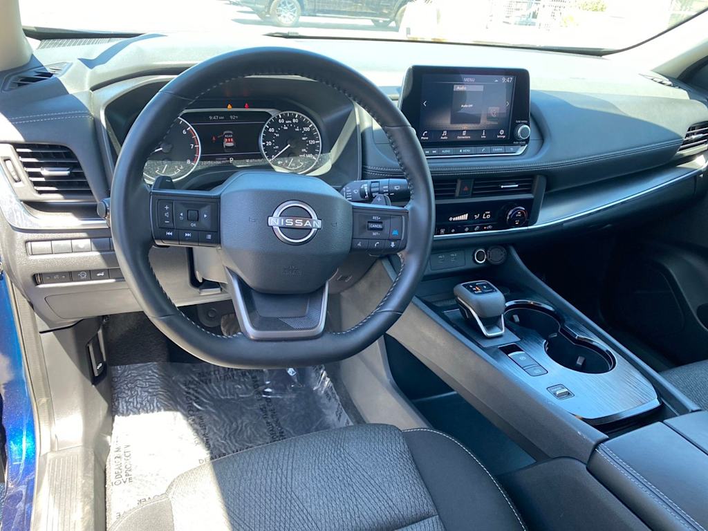 Thumbnail: 2025 Nissan Rogue - 2