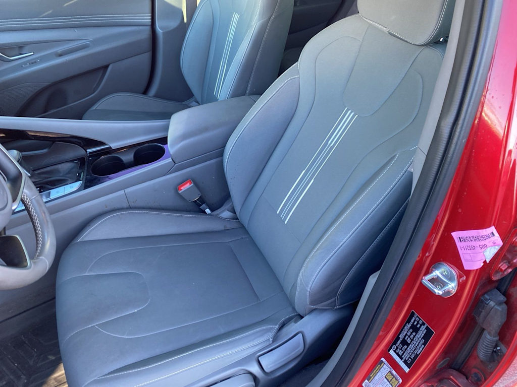 Thumbnail: 2023 Hyundai Elantra - 8