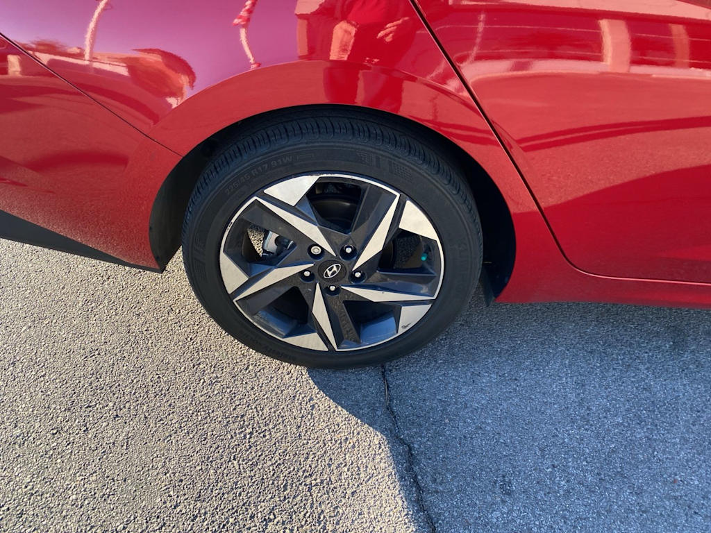 Thumbnail: 2023 Hyundai Elantra - 7