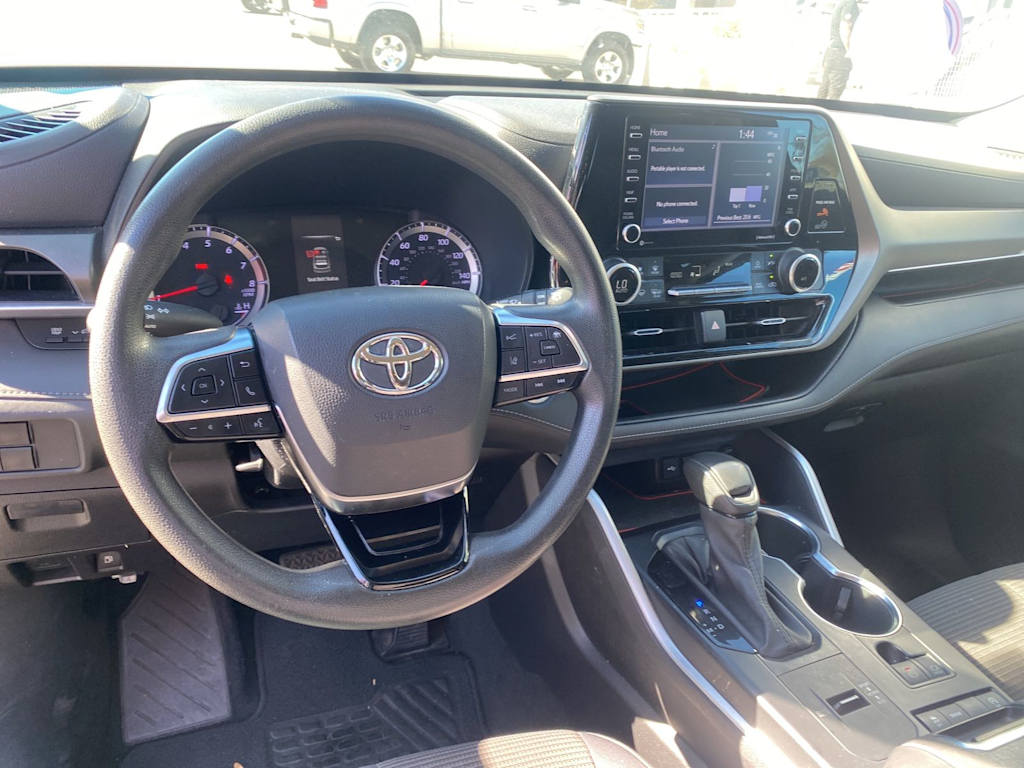 Thumbnail: 2021 Toyota Highlander - 2