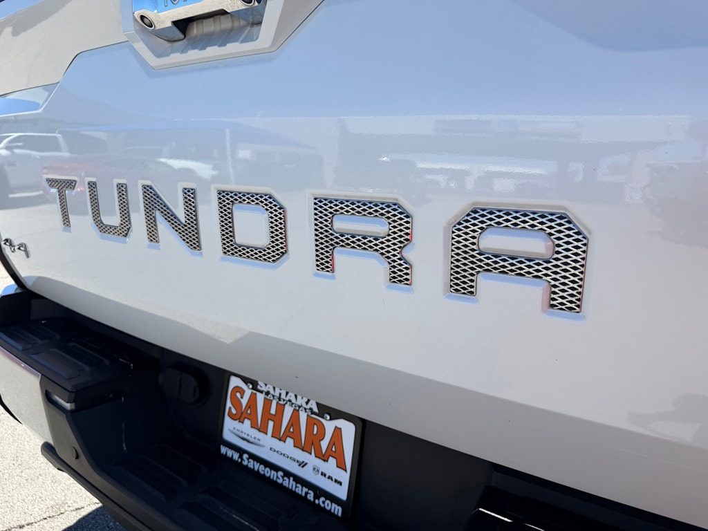 Thumbnail: 2022 Toyota Tundra - 6
