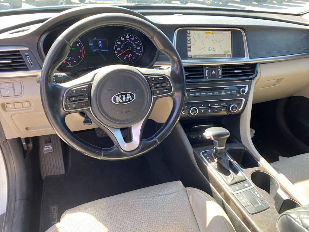 Thumbnail: 2017 Kia Optima - 2
