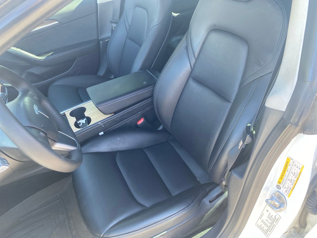Thumbnail: 2023 Tesla Model 3 - 8