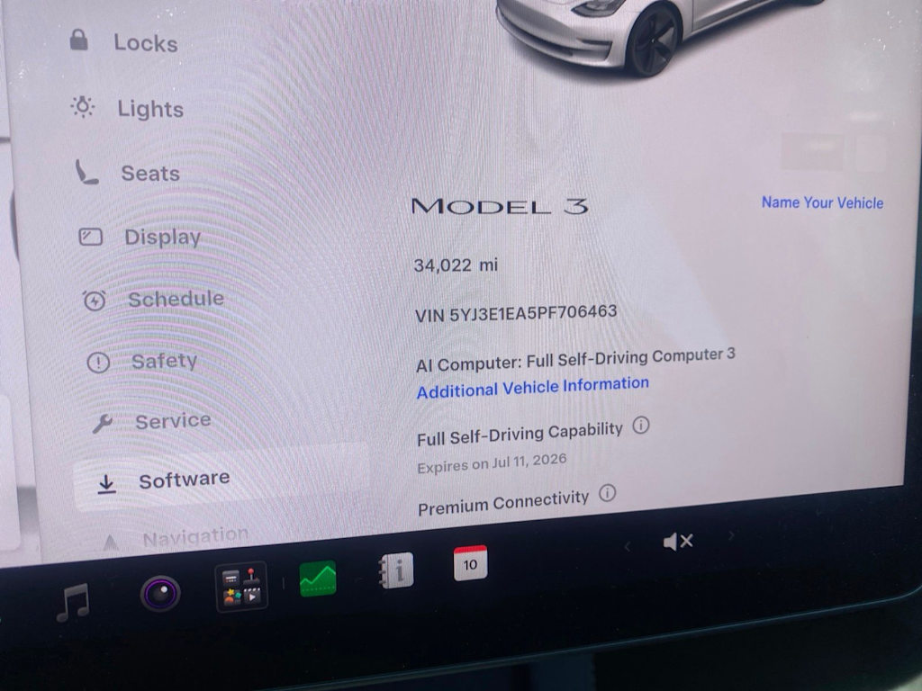 Thumbnail: 2023 Tesla Model 3 - 15