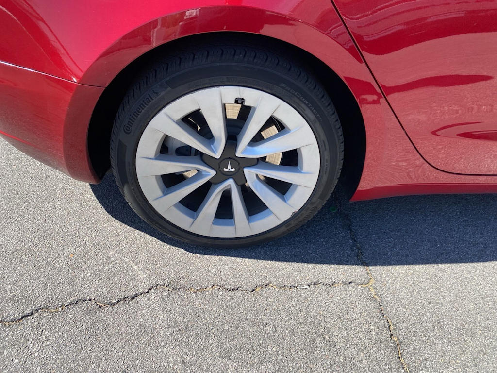Thumbnail: 2023 Tesla Model 3 - 7