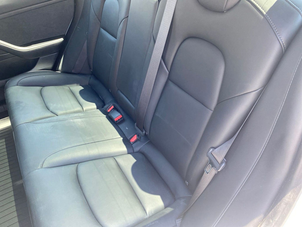 Thumbnail: 2021 Tesla Model 3 - 8