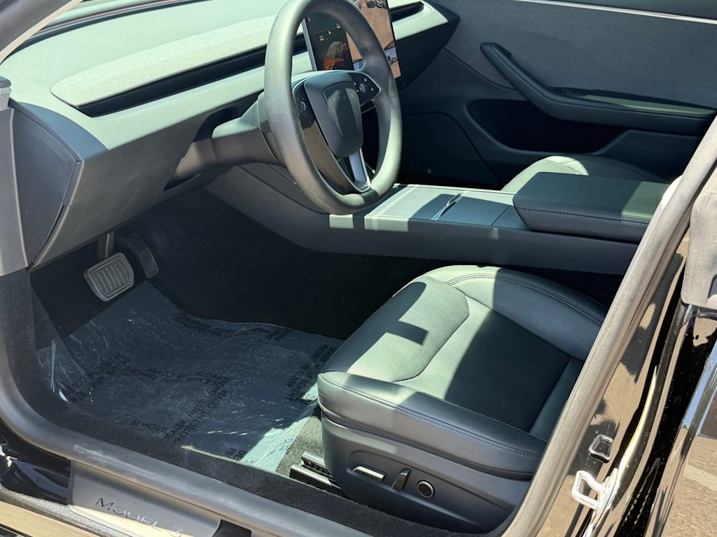 Thumbnail: 2025 Tesla Model 3 - 10