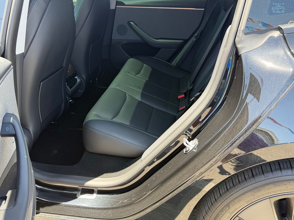 Thumbnail: 2025 Tesla Model 3 - 11