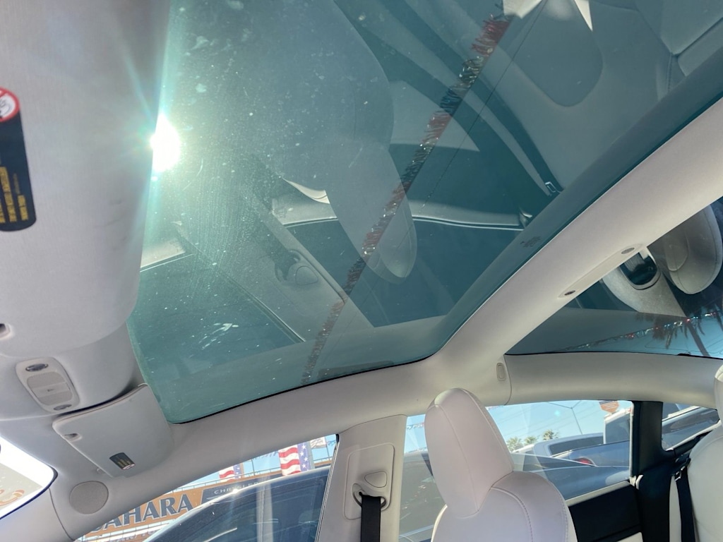 Thumbnail: 2020 Tesla Model 3 - 13