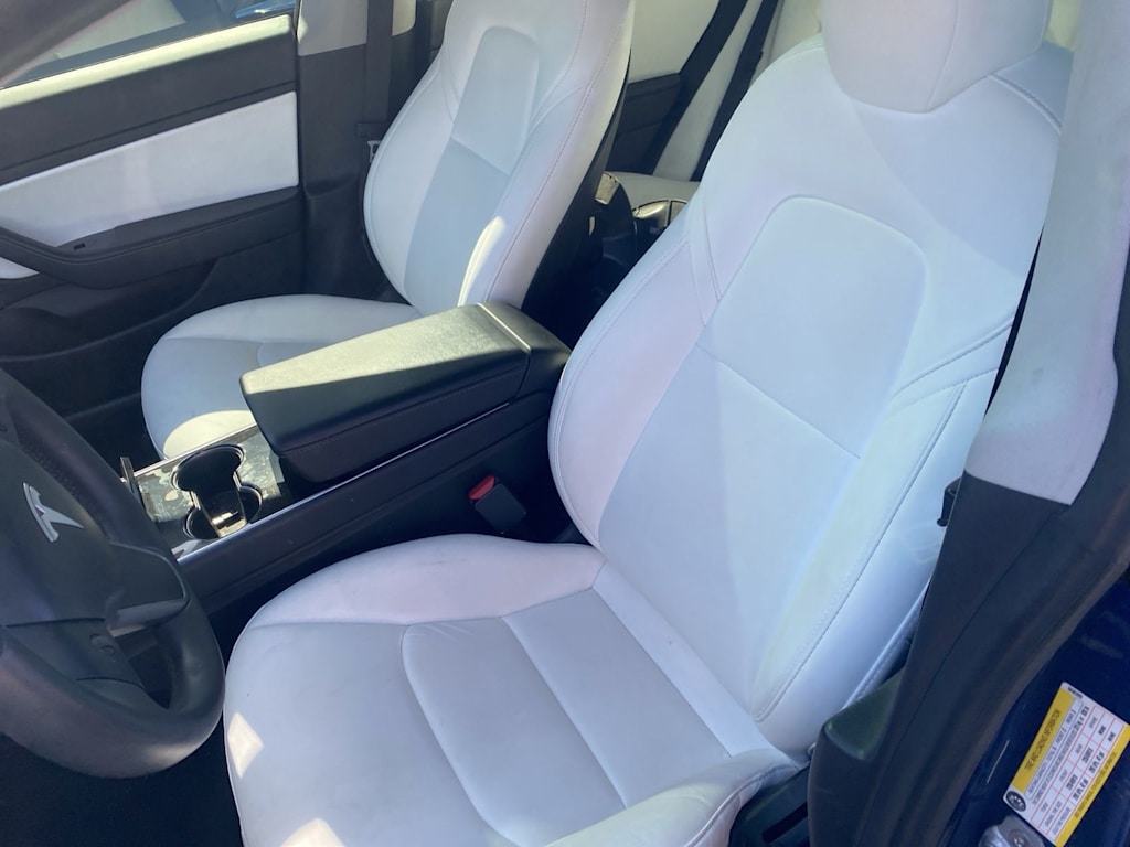 Thumbnail: 2020 Tesla Model 3 - 8