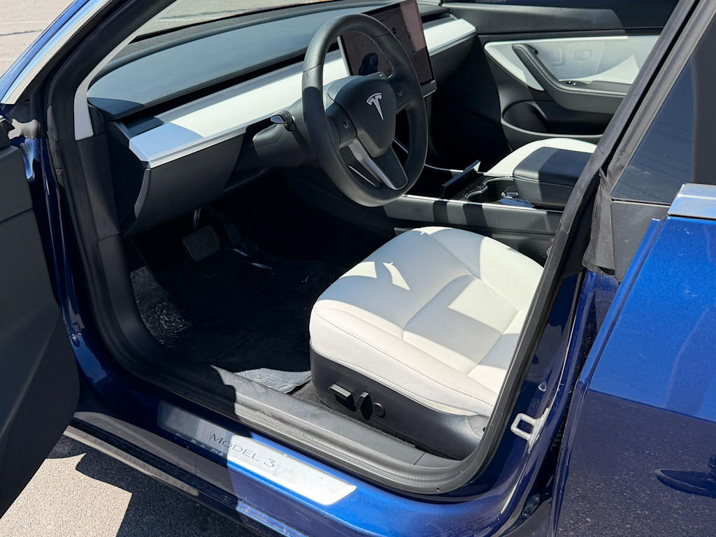 Thumbnail: 2020 Tesla Model 3 - 7