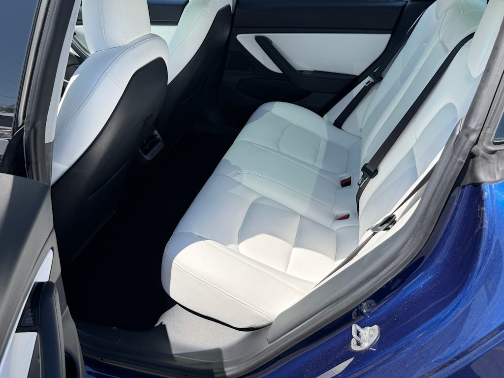 Thumbnail: 2020 Tesla Model 3 - 9