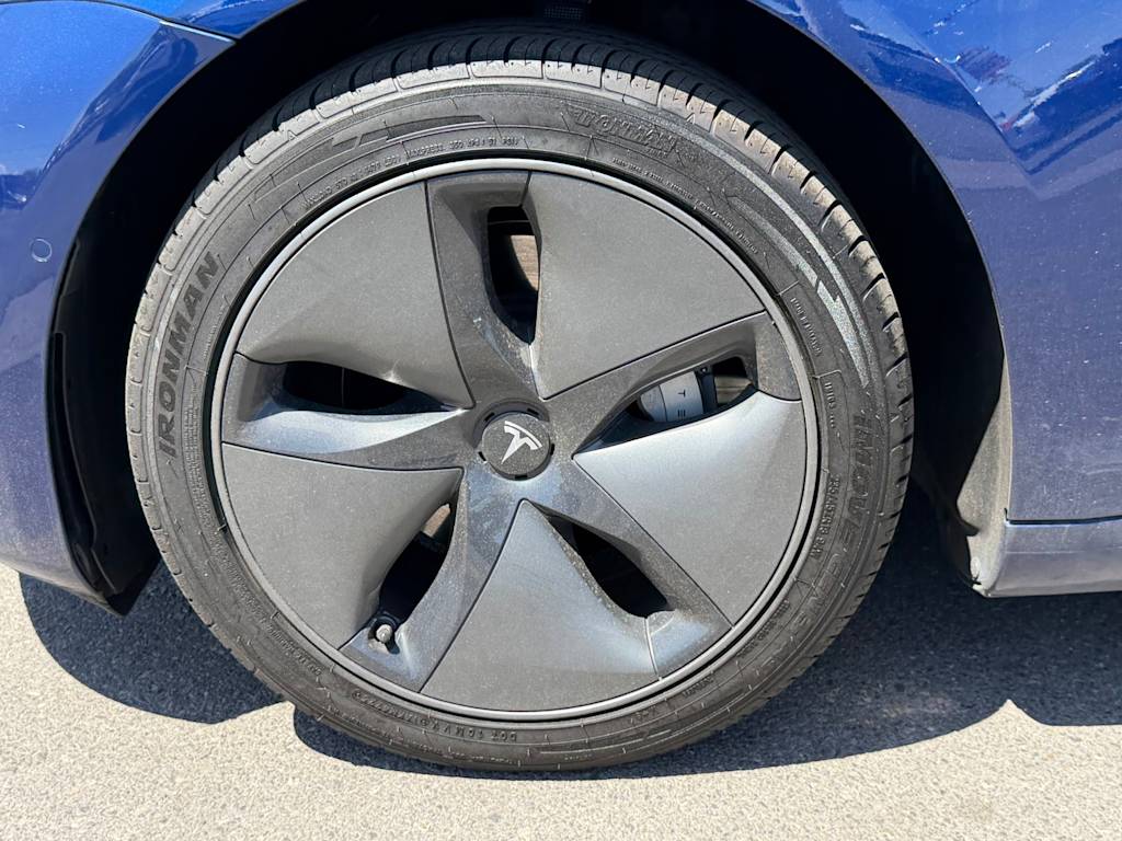 Thumbnail: 2020 Tesla Model 3 - 6