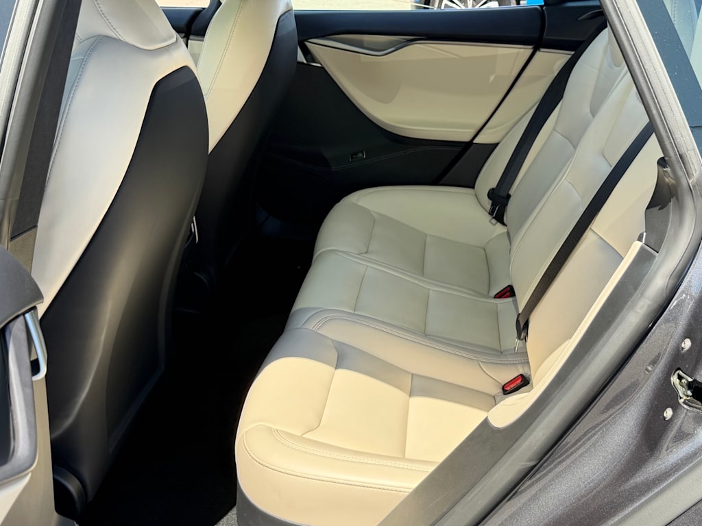Thumbnail: 2021 Tesla Model S - 11