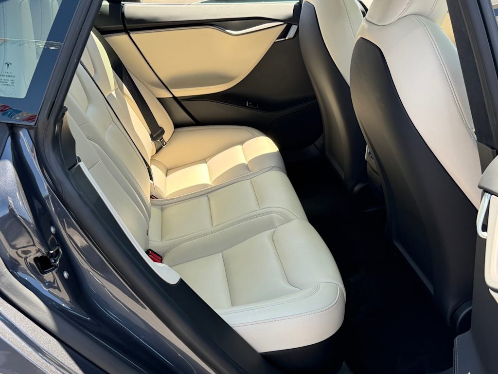 Thumbnail: 2021 Tesla Model S - 27