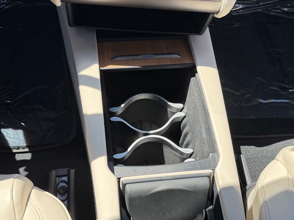 Thumbnail: 2021 Tesla Model S - 22