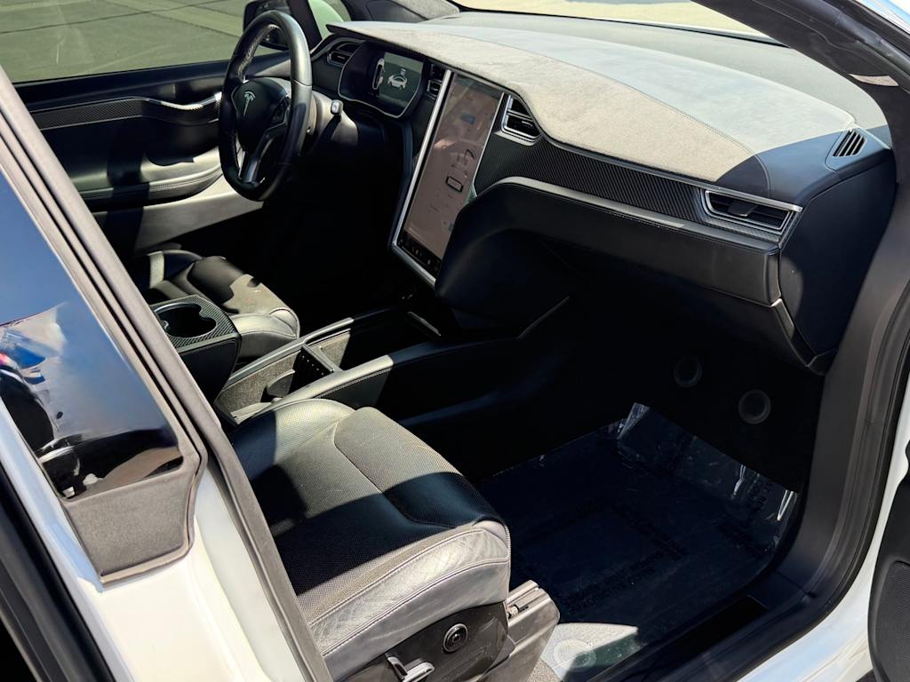 Thumbnail: 2016 Tesla Model X - 10