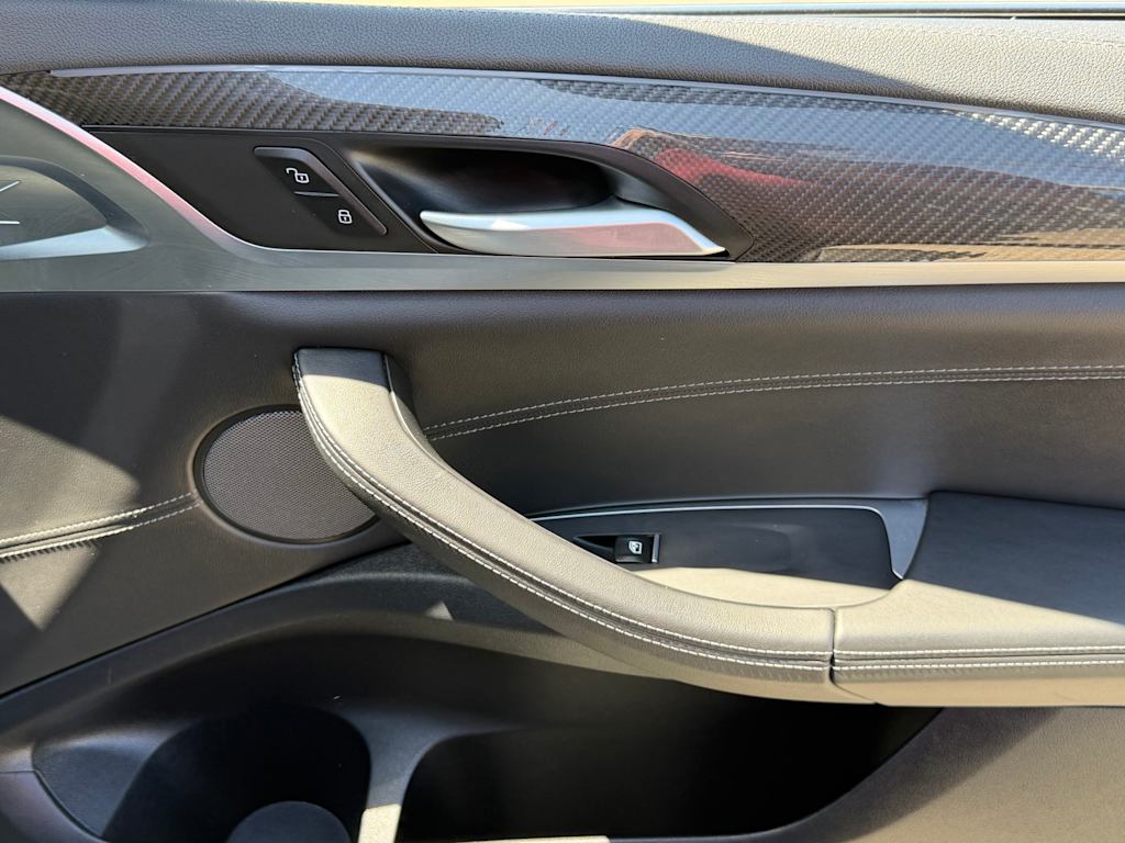 Thumbnail: 2024 BMW X4 - 34
