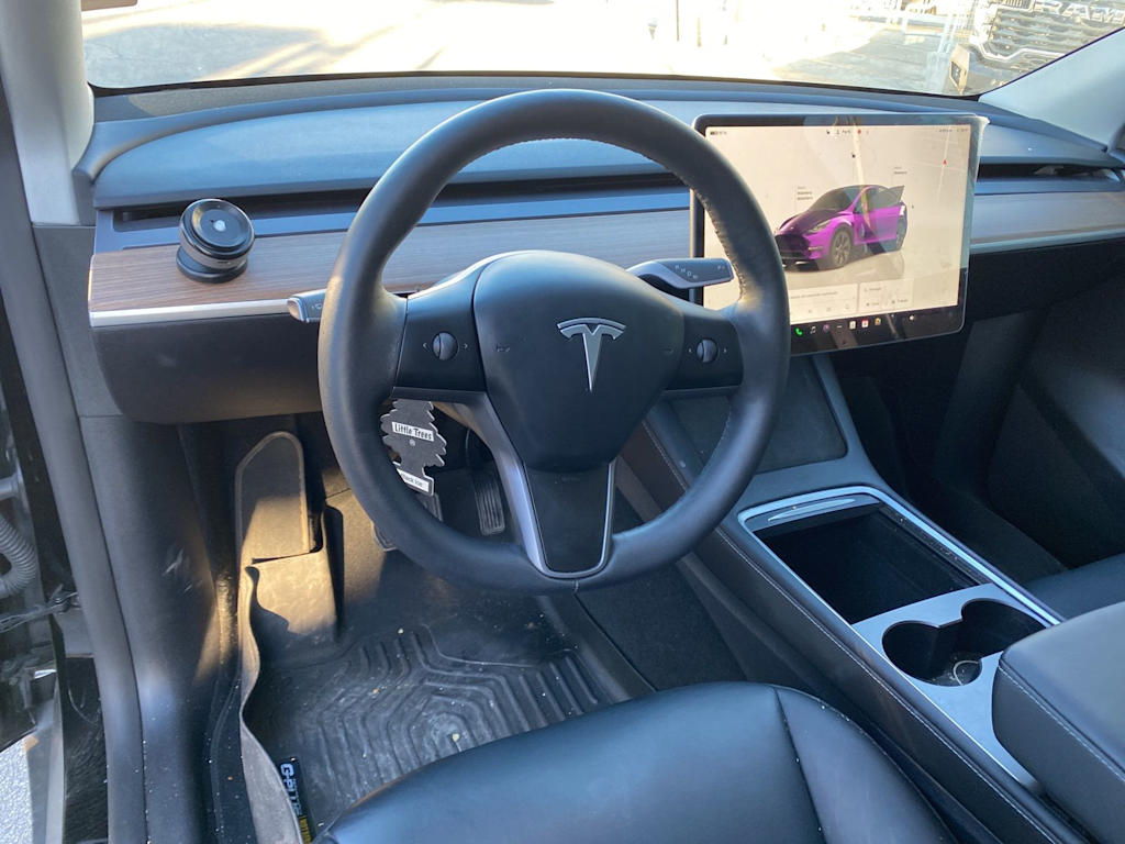 Thumbnail: 2025 Tesla Model Y - 2
