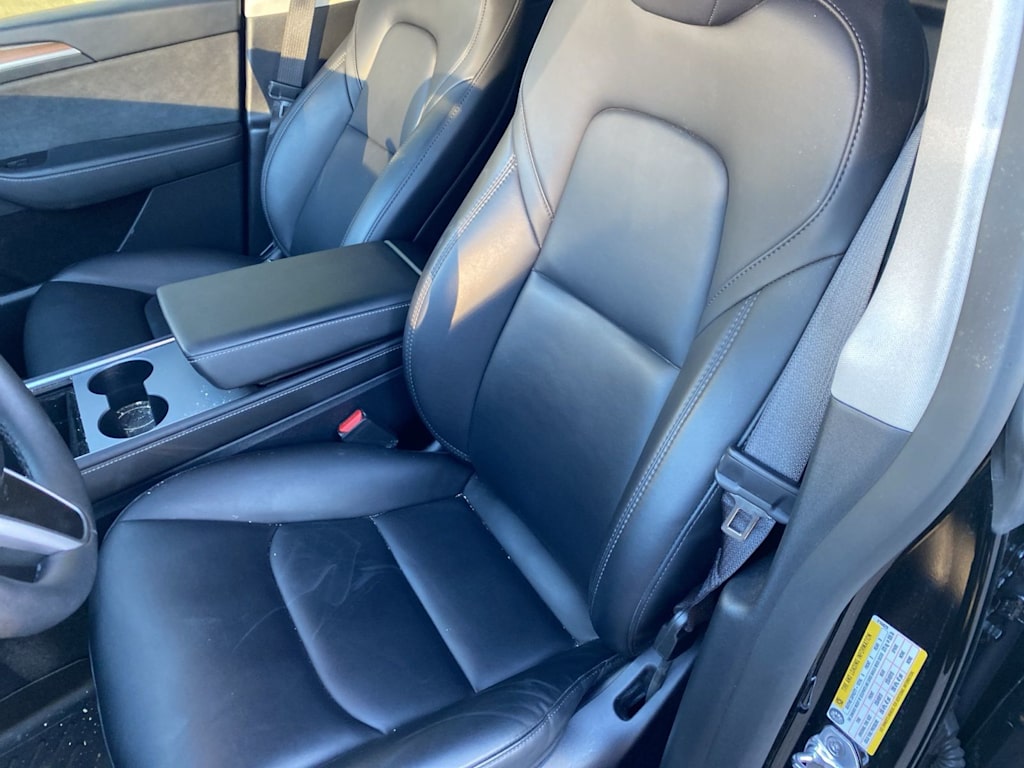 Thumbnail: 2025 Tesla Model Y - 8