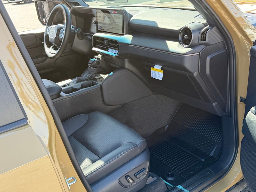 Thumbnail: 2025 Toyota Land Cruiser - 30