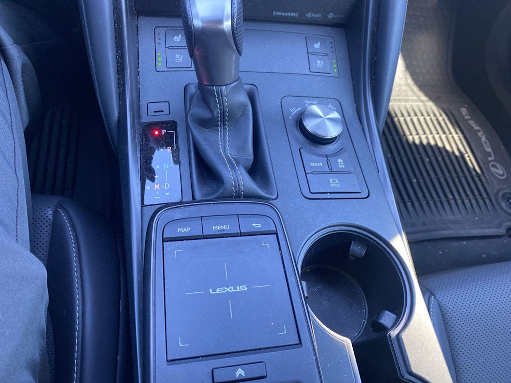 Thumbnail: 2024 Lexus ES - 10