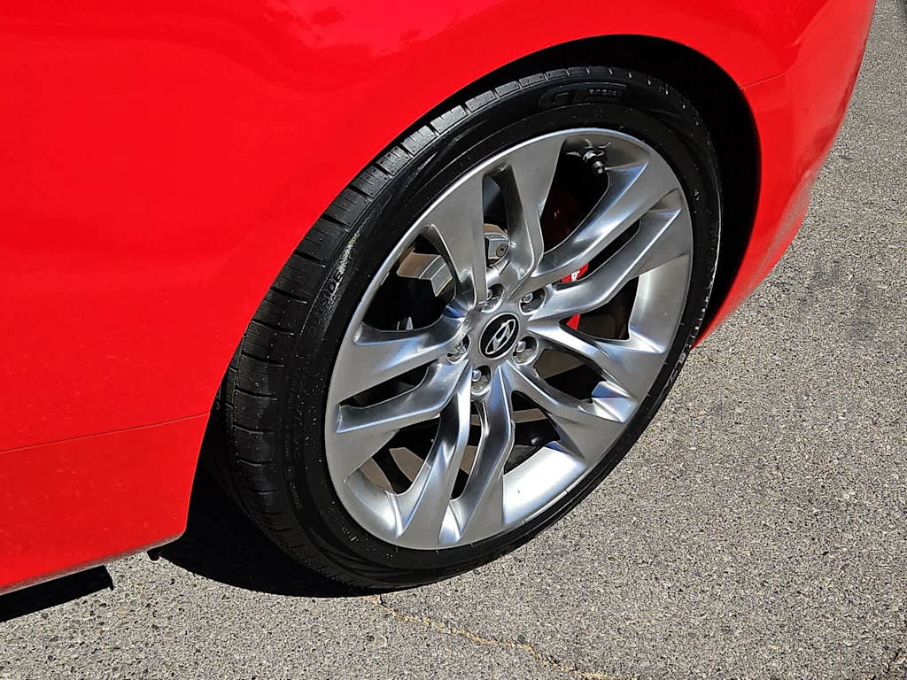 Thumbnail: 2014 Hyundai Genesis - 7