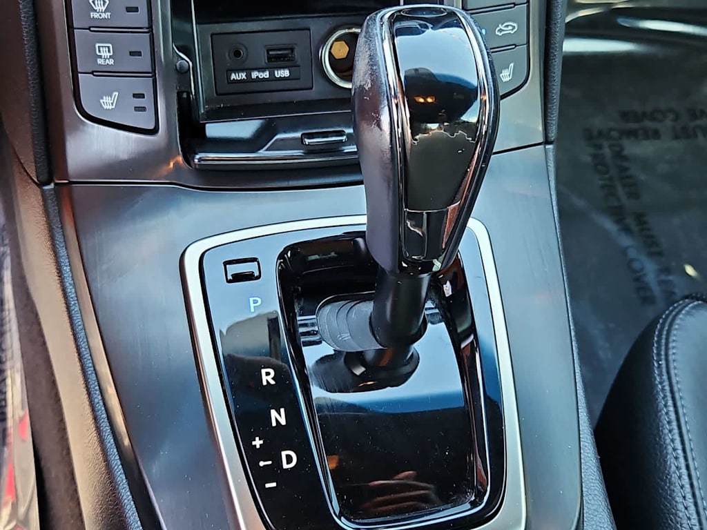 Thumbnail: 2014 Hyundai Genesis - 30