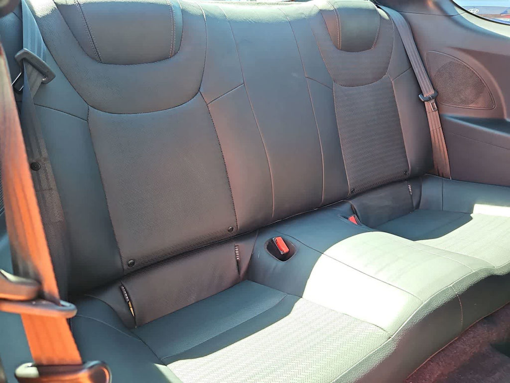 Thumbnail: 2014 Hyundai Genesis - 24