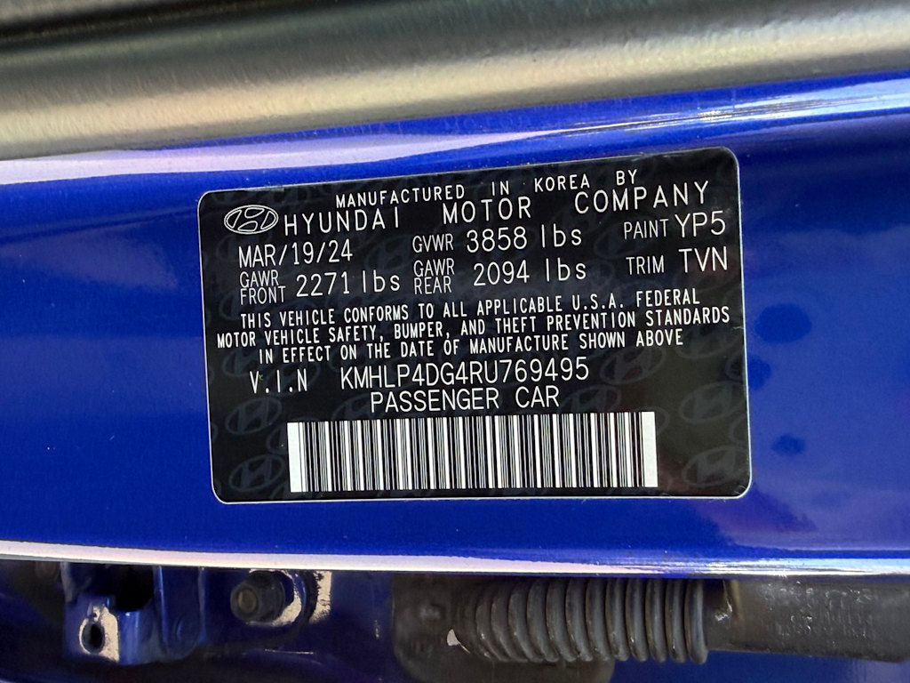 Thumbnail: 2024 Hyundai Elantra - 17