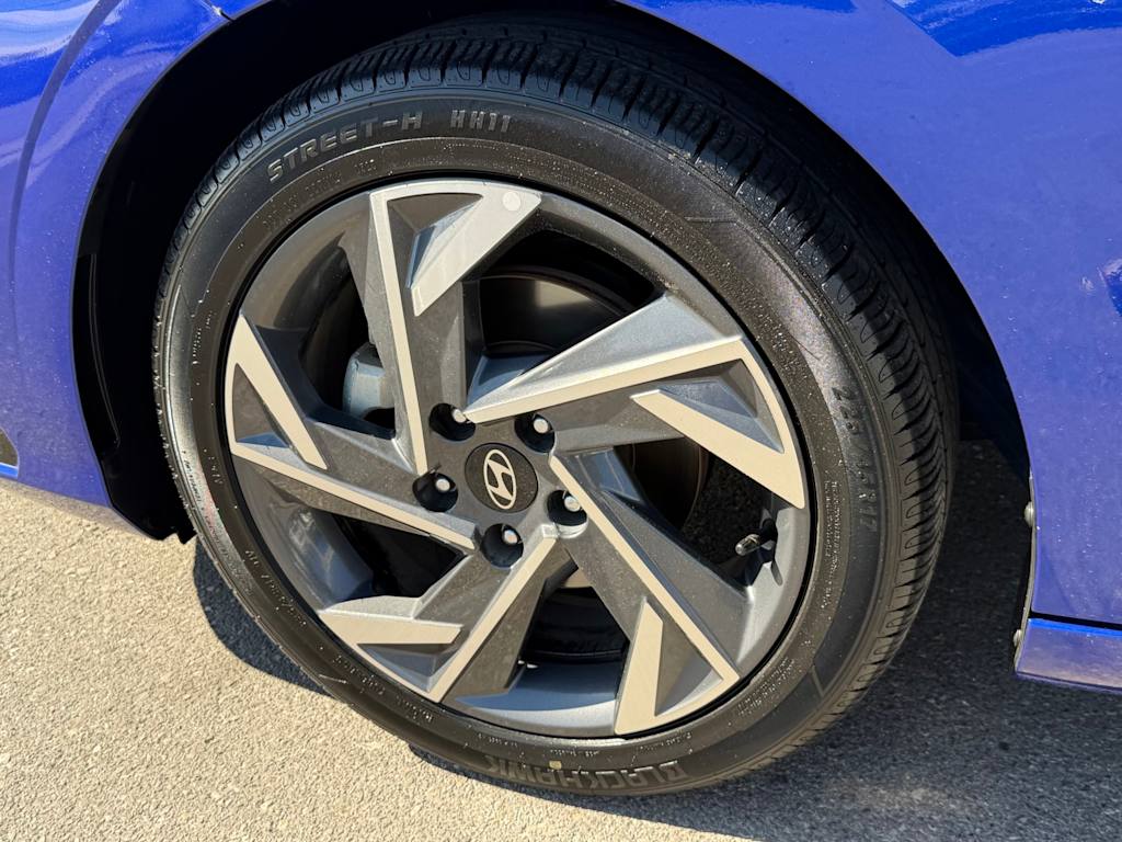 Thumbnail: 2024 Hyundai Elantra - 8