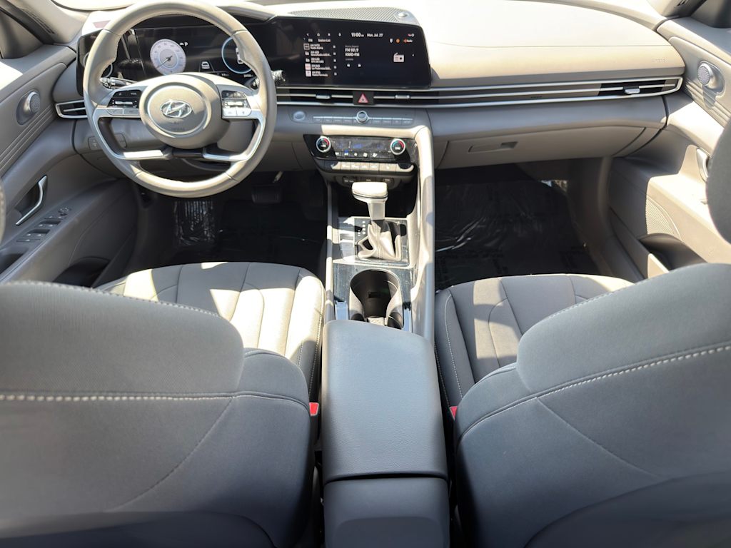 Thumbnail: 2023 Hyundai Elantra - 2