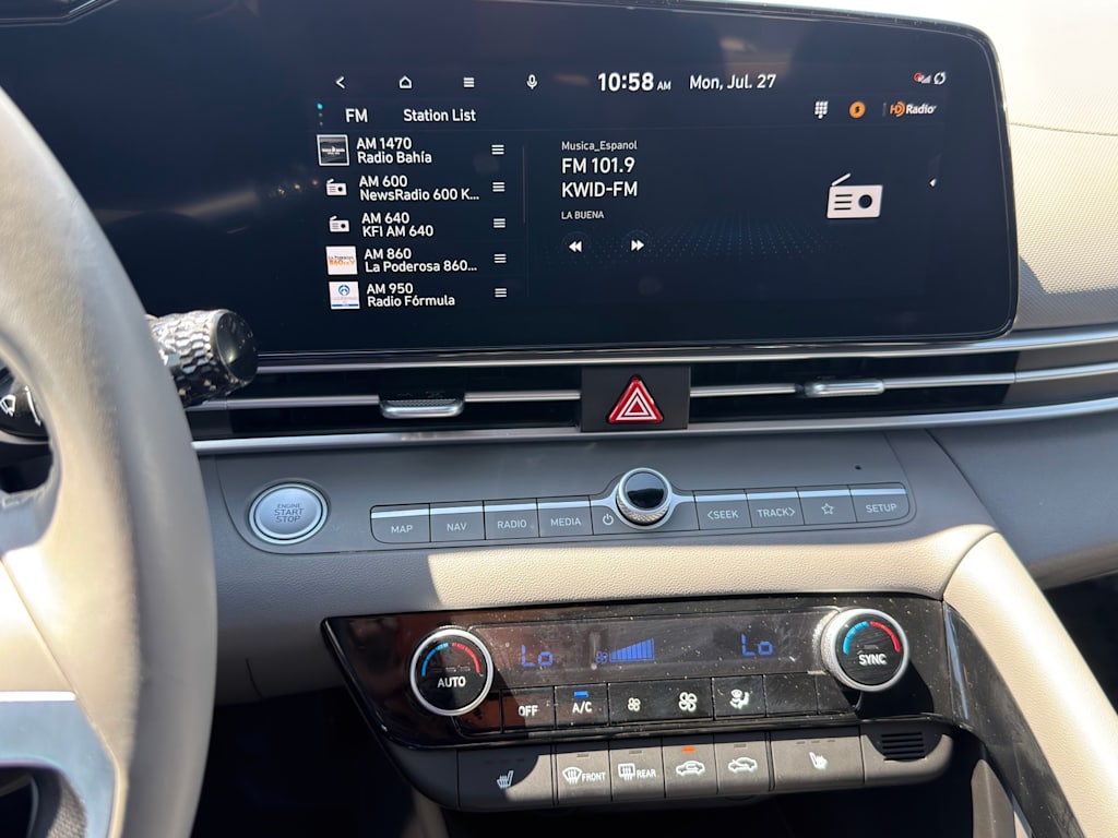 Thumbnail: 2023 Hyundai Elantra - 25