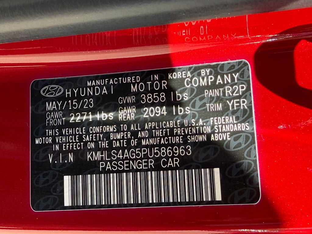 Thumbnail: 2023 Hyundai Elantra - 17