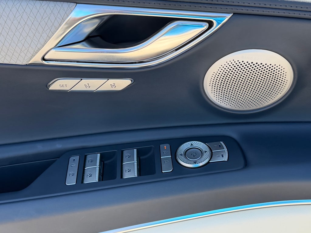 Thumbnail: 2025 Genesis GV80 - 26