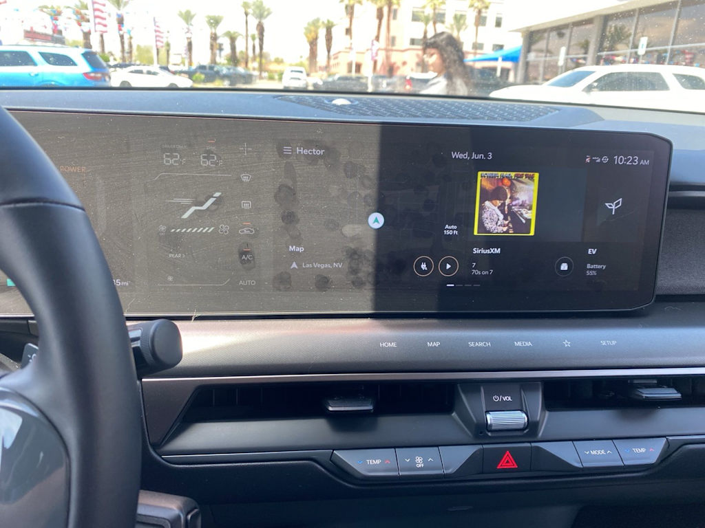Thumbnail: 2024 Kia EV9 - 10