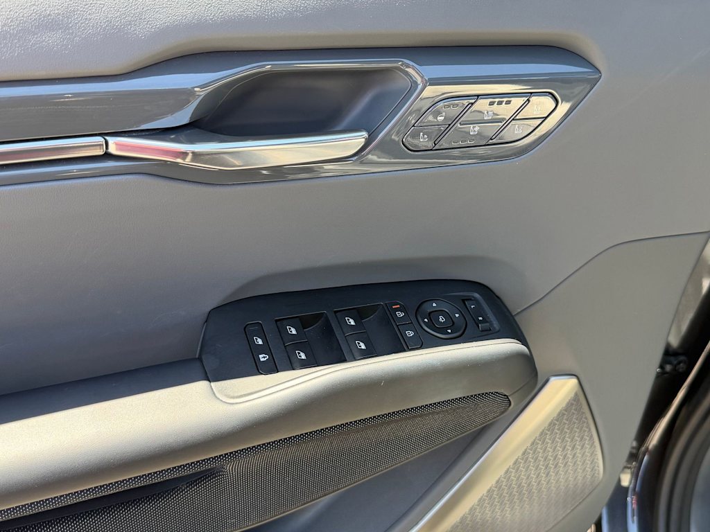 Thumbnail: 2024 Kia EV9 - 20