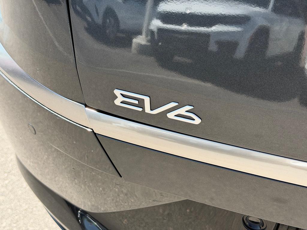 Thumbnail: 2024 Kia EV6 - 5