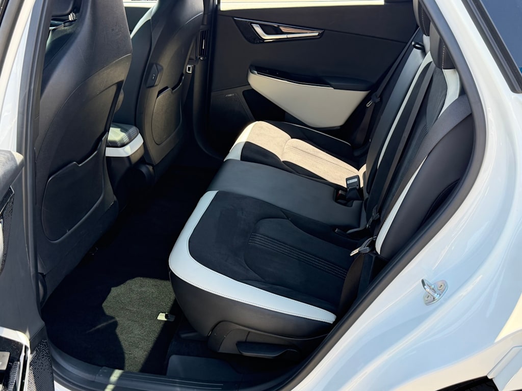 Thumbnail: 2024 Kia EV6 - 12