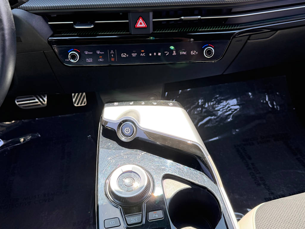Thumbnail: 2024 Kia EV6 - 27