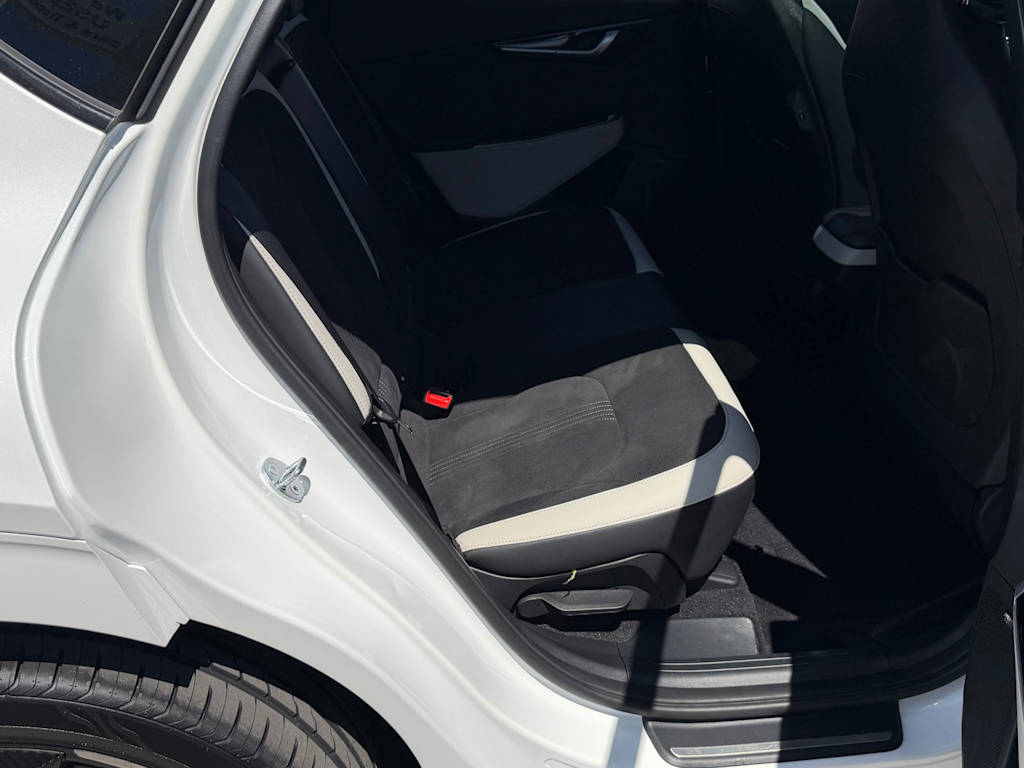Thumbnail: 2024 Kia EV6 - 31